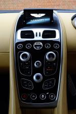 Aston Martin Vanquish 2012 года (UK)